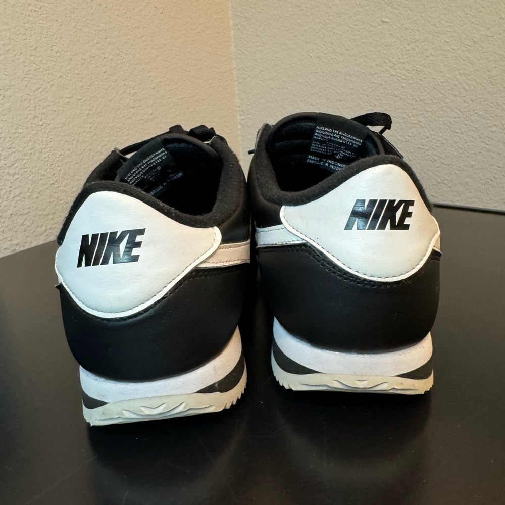 Nike Classic Basic Cortez ‘72 - image 3